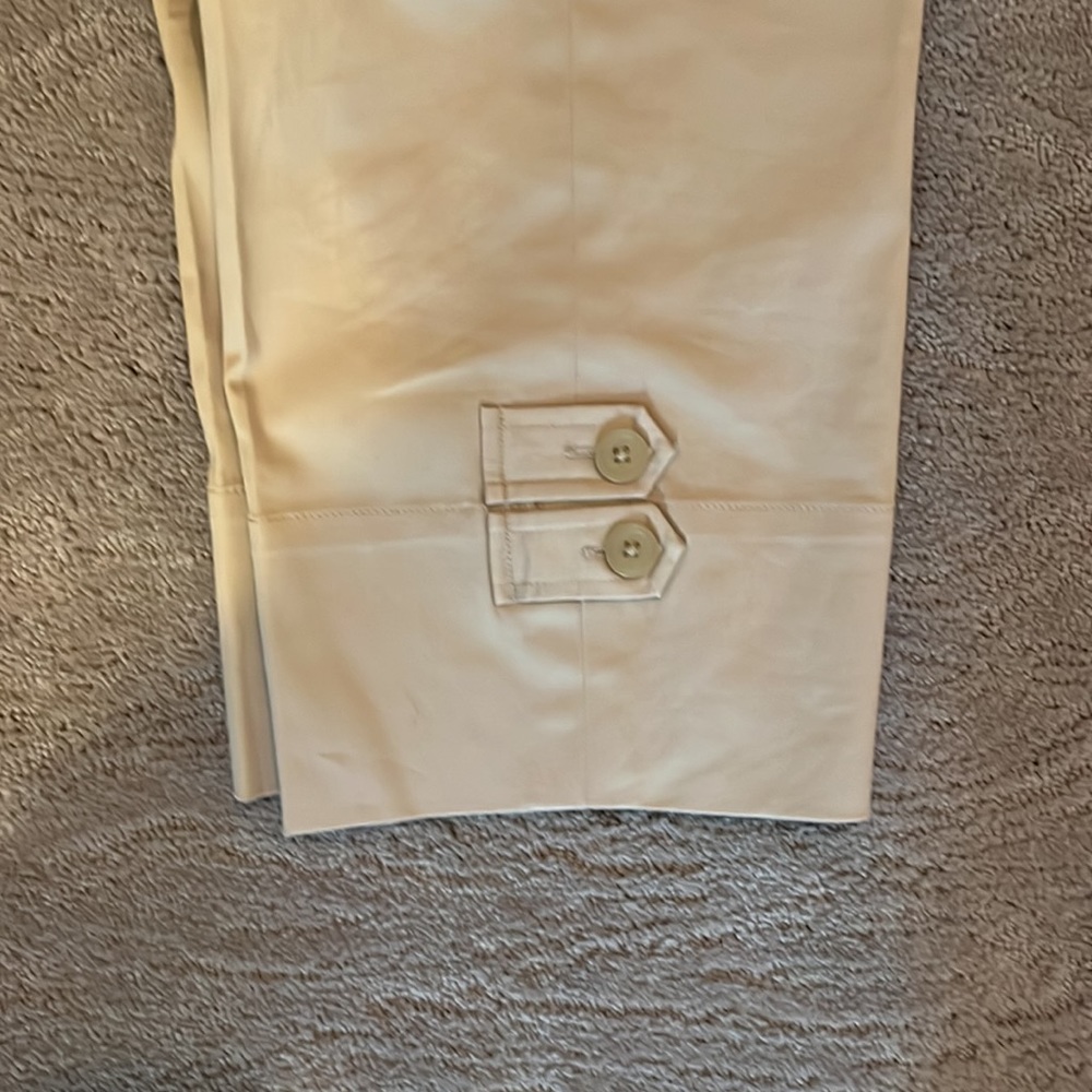 Ann Taylor loft khaki Capri pants - Picture 3 of 6